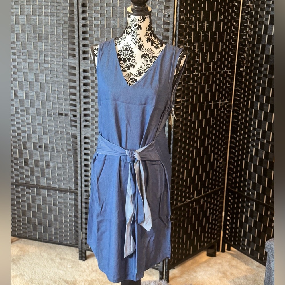 Dylan Denim Sleeveless Vintage Style Dress w/Self Tie Belt by Arianne size M NWT